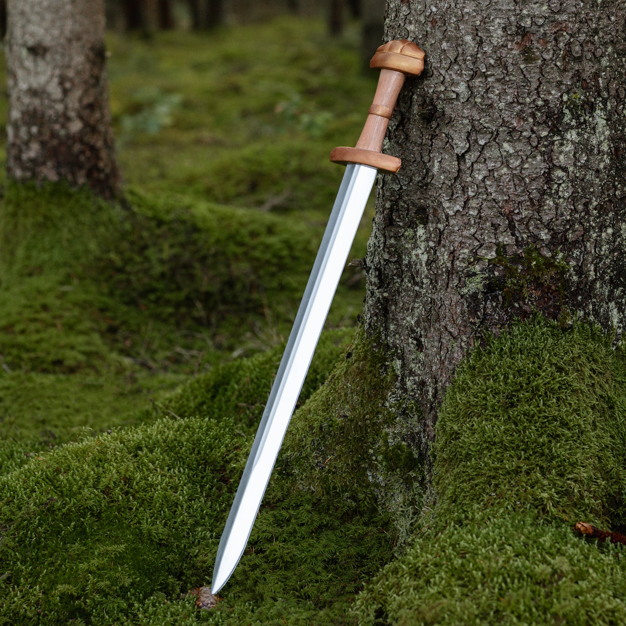 Foam Sword, Small, Golden – Grimfrost