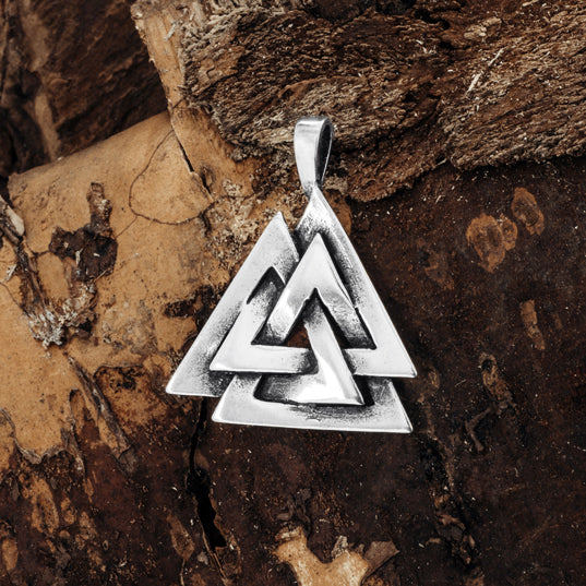 Valknut pendant deals