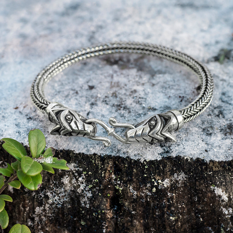Arm Rings - Valhalla Wolf Bracelet, Silver - Grimfrost.com