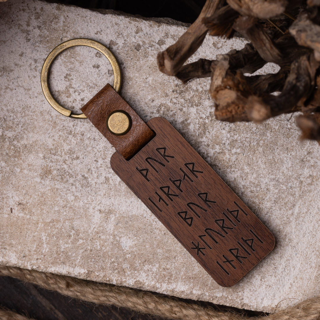 3926-runic-thor-keychain-