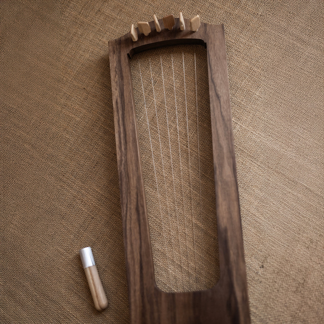 Trossingen Lyre, Walnut Special – Grimfrost