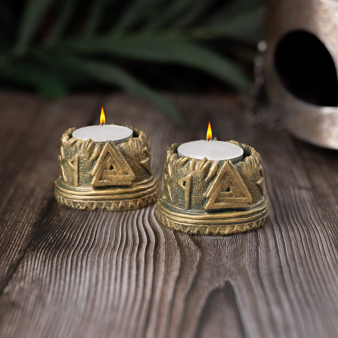 2 Tealight Holders, Valknut