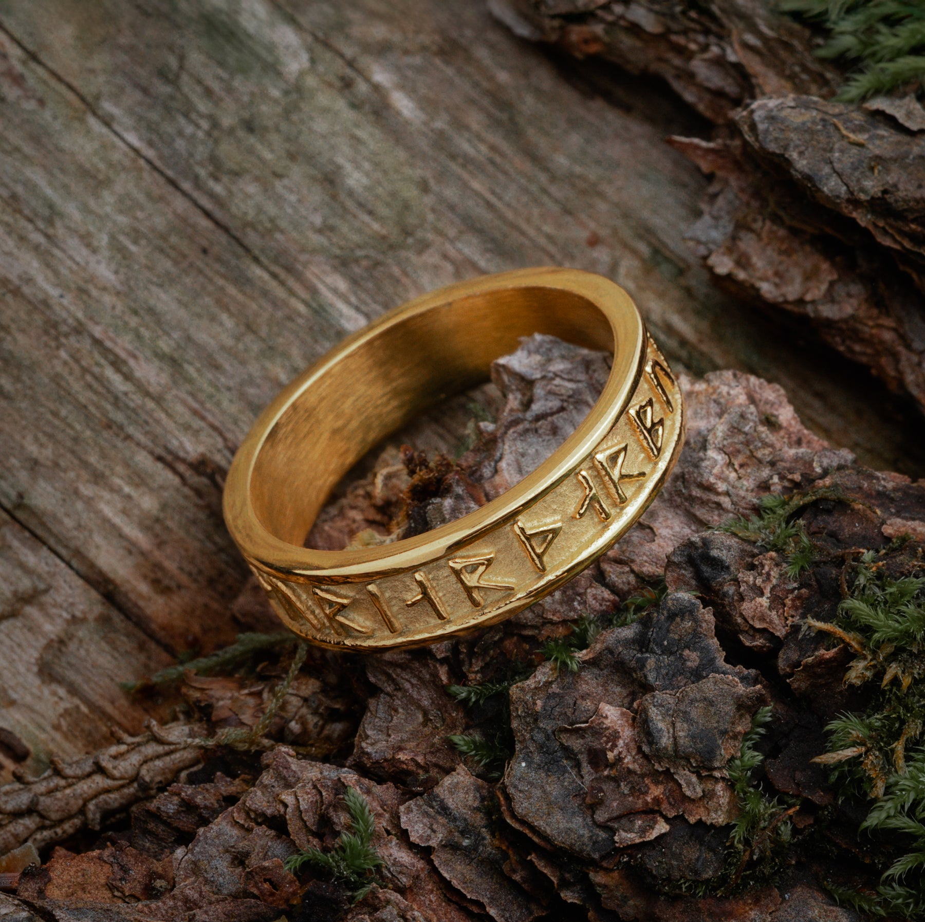 Thur Rune Thor Rune Band Ring, Gold Plated – Grimfrost