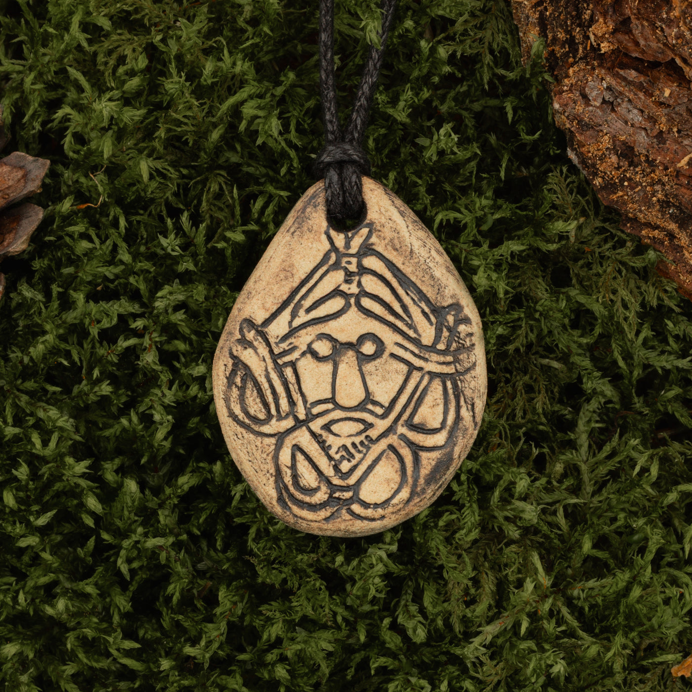 Bösarp Ceramic Pendant