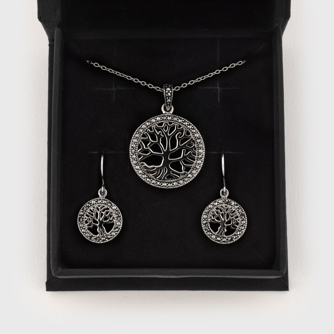 Vanadis Jewelry Box, Medium, Silver Logo