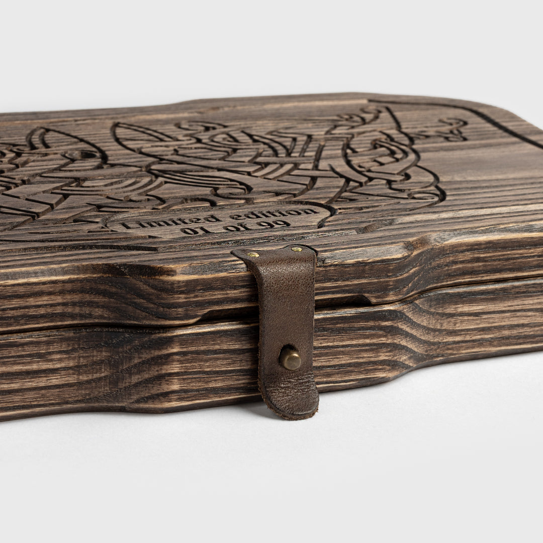 Thunderstruck Rune Set Box, Elder Futhark, Limited Edition – Grimfrost