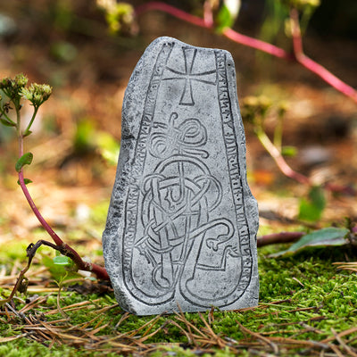 Runestones - Runestone, Össeby-Garn - Grimfrost.com
