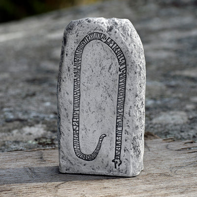 Runestones - Runestone, Ängvreta - Grimfrost.com