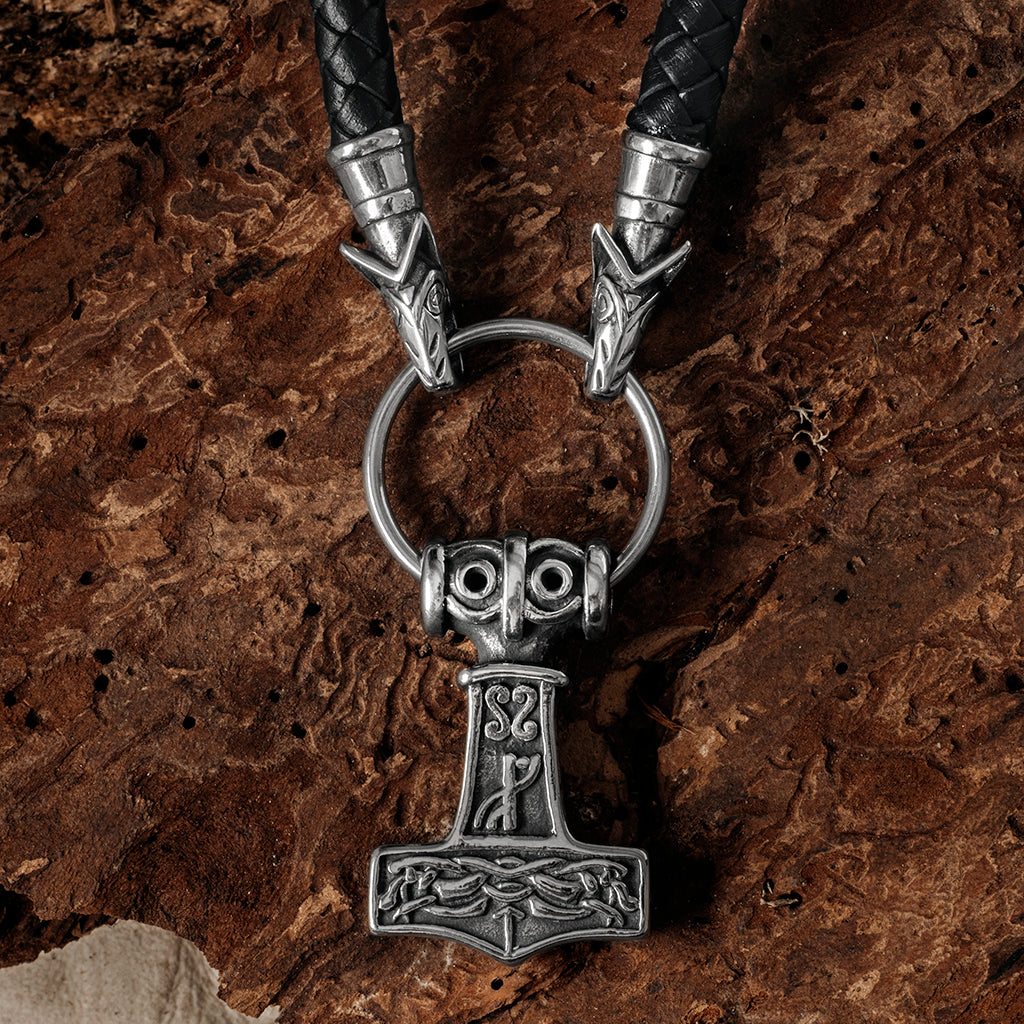 Wolf Head Mjölnir, Black Leather – Grimfrost