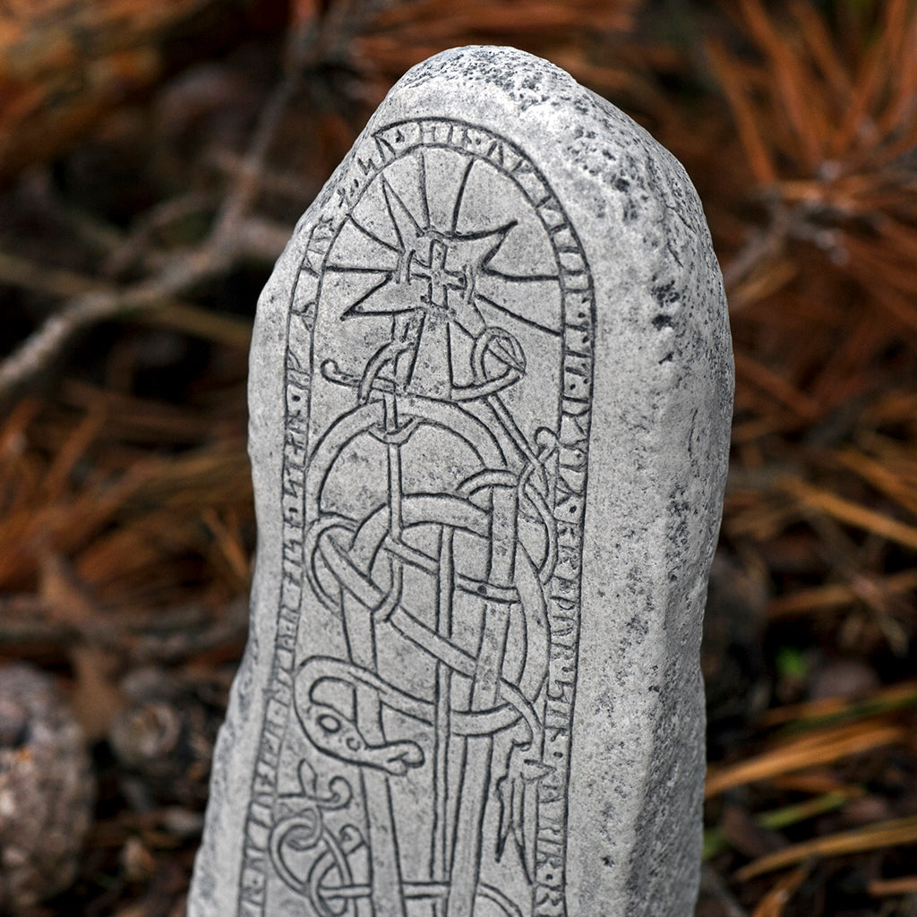 Runestones - Runestone, Vik - Grimfrost.com