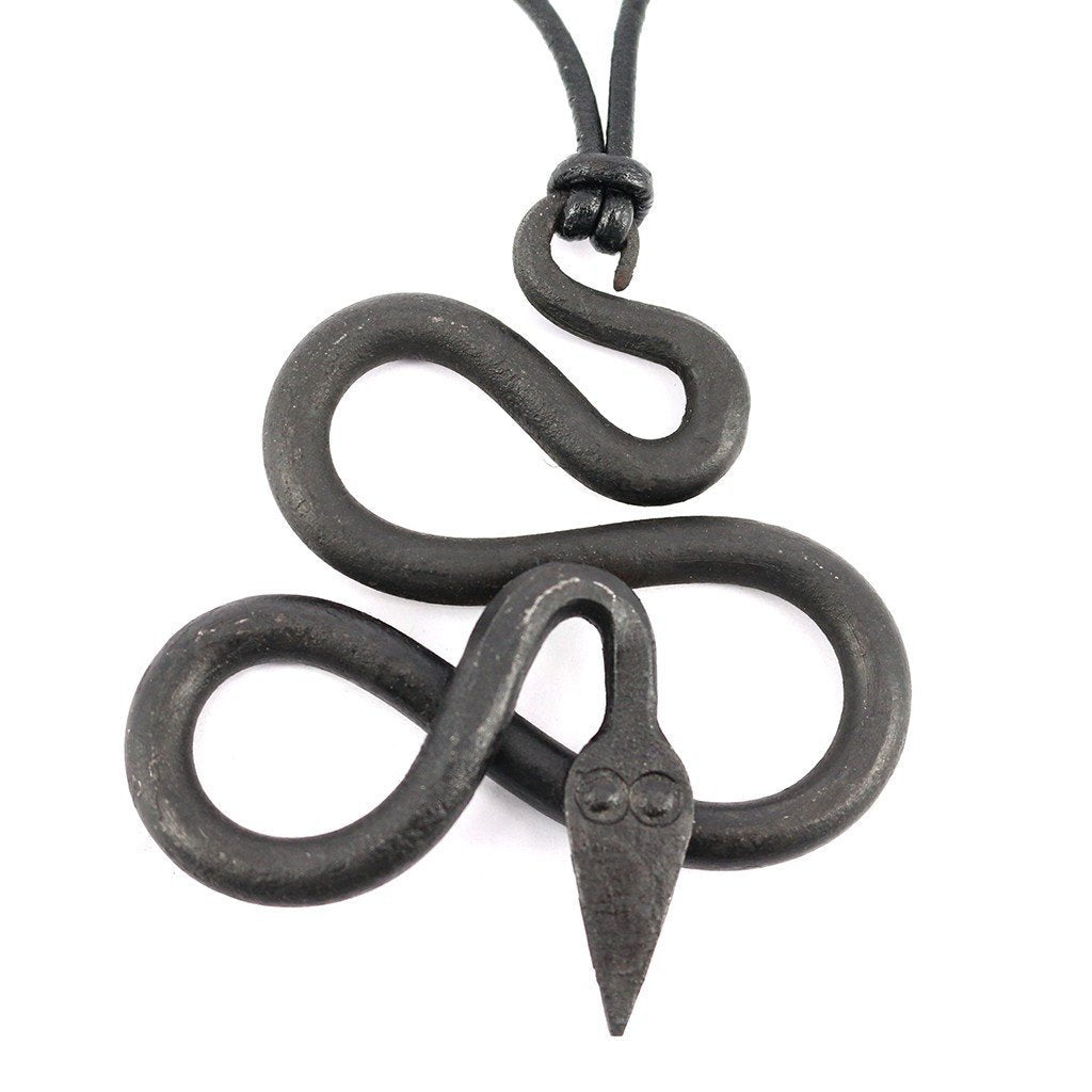 Jörmungandr Amulet, Iron – Grimfrost