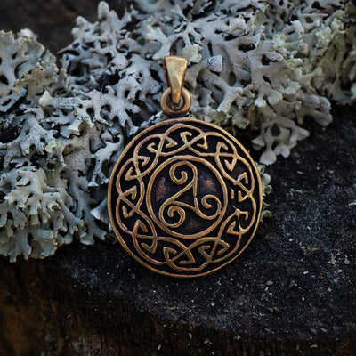 Pendants - Triskele Amulet, Bronze - Grimfrost.com