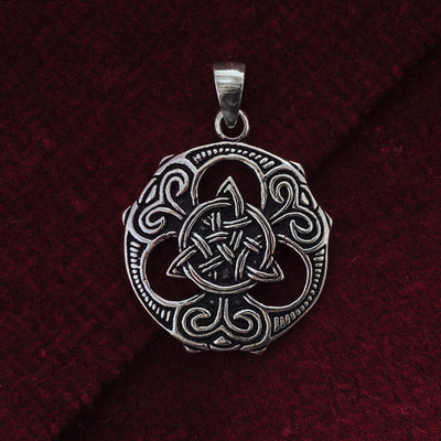 Pendants - Triquetra Amulet, Silver - Grimfrost.com