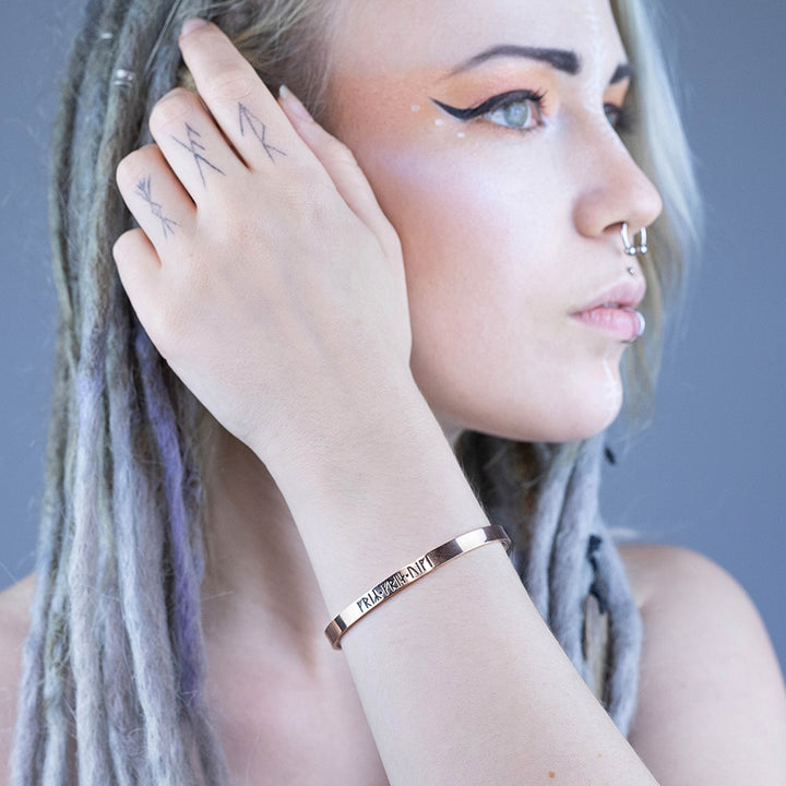 ぴょん様 シルバーパヴェクリップ 17cm rose gold bracelet 3450_720x.jpg?v=1603892913